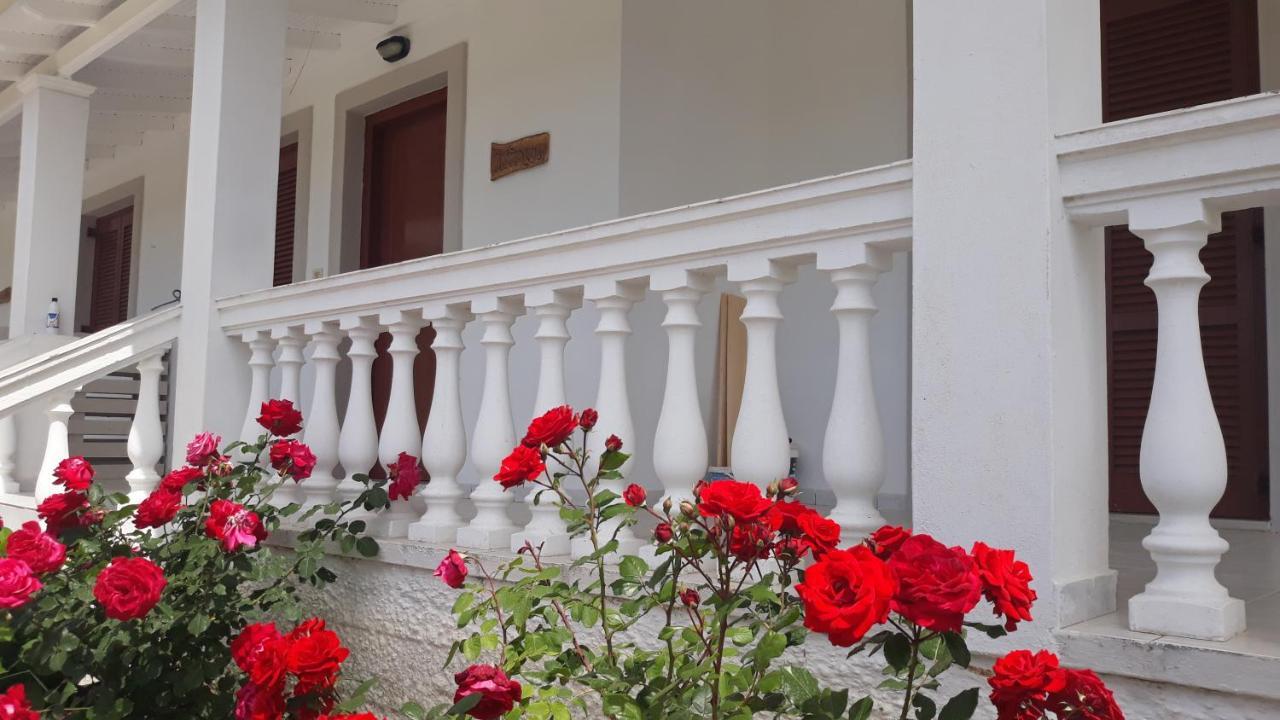 Serenity Apartments Agios Georgios  Exterior photo